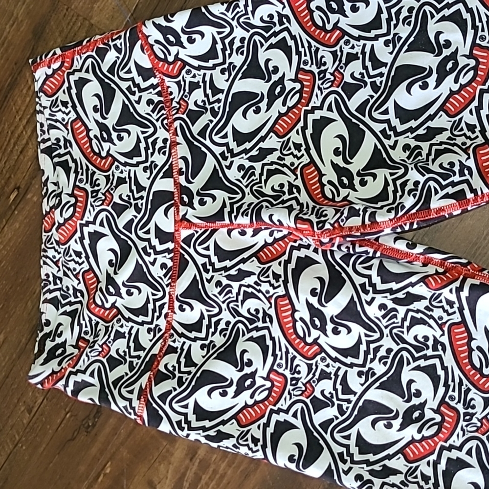 🌟3/$20 Wisconsin Badgers ZooZatz Stacked Mascot Leggings XS